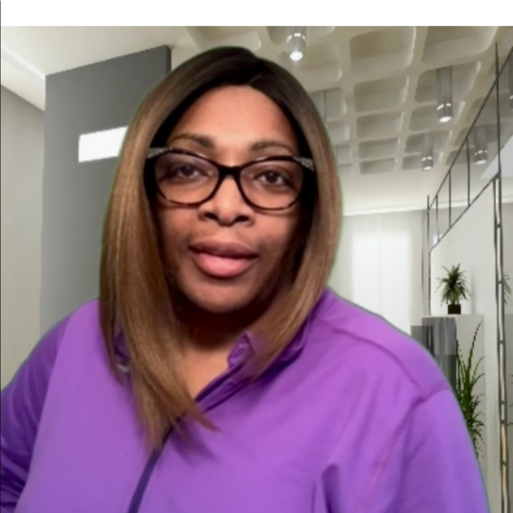 Meet your Posher, Stephanie